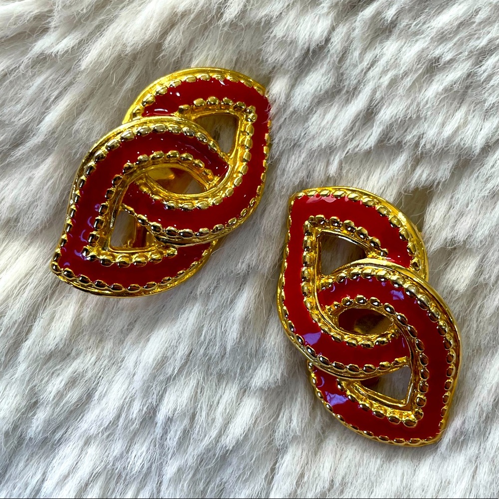 🎊2 for $20!🎊💄VINTAGE EARRINGS💄